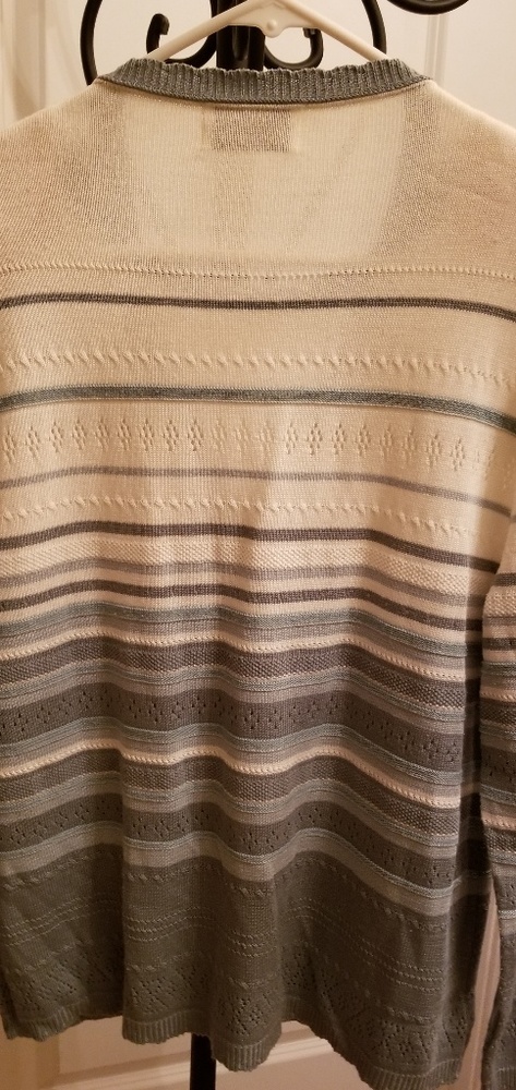 Multi- colored sweater and attached shell set - Picture 6 of 6